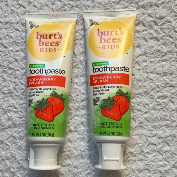 Burt's Bees Other 3 Burts Bees Strawberry Splash Kids Toothpaste